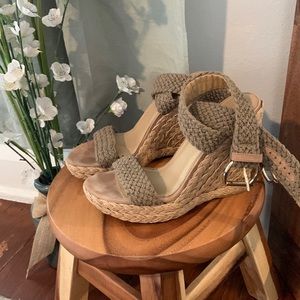 Stuart Weitzman Wraps Espadrilles Sandals - Size 7.5